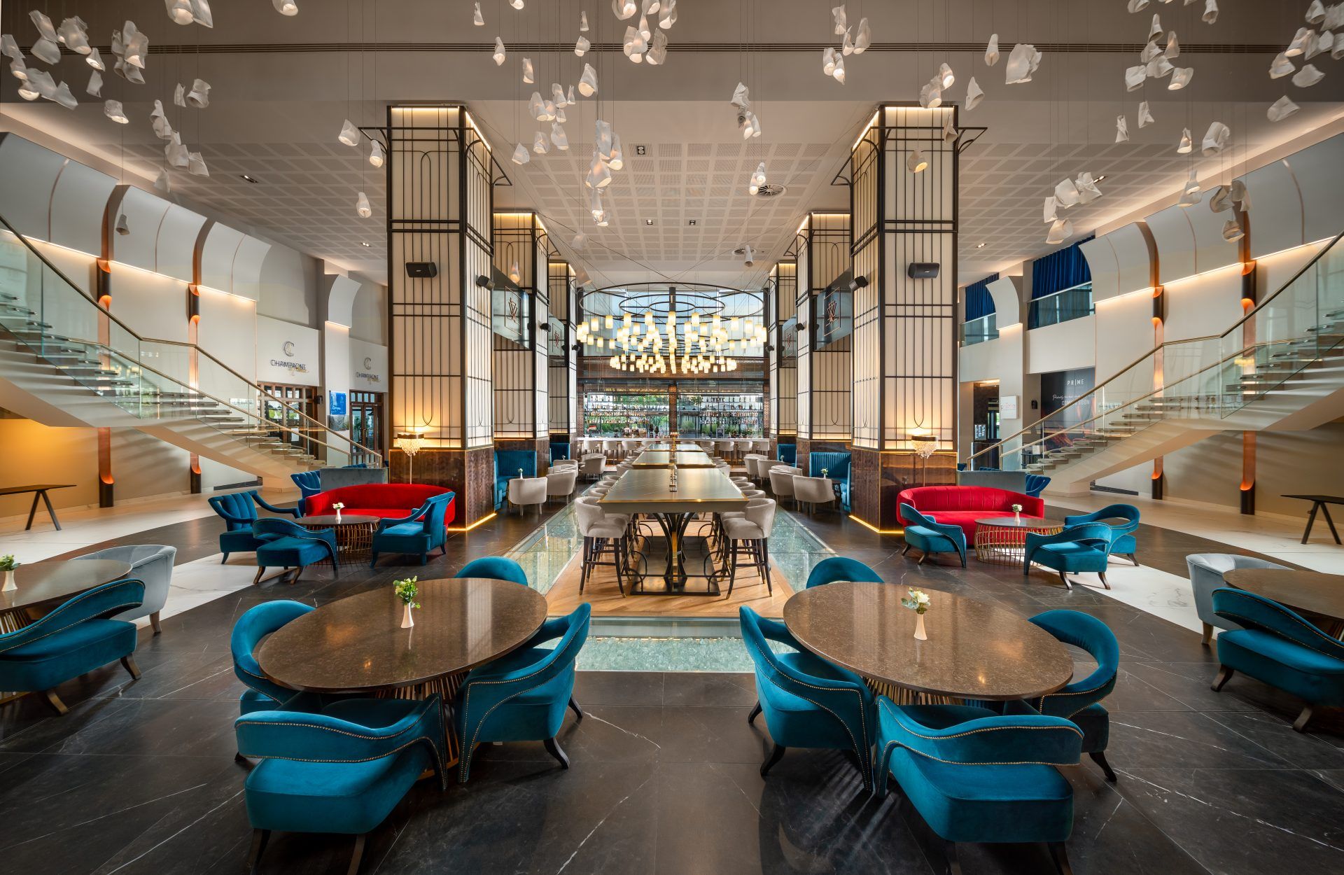 Aristocool Bar & Lounge